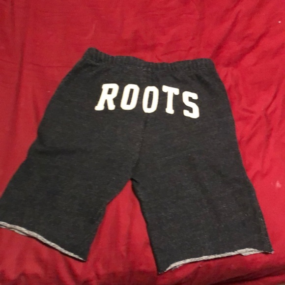 Roots shorts - Picture 4 of 5